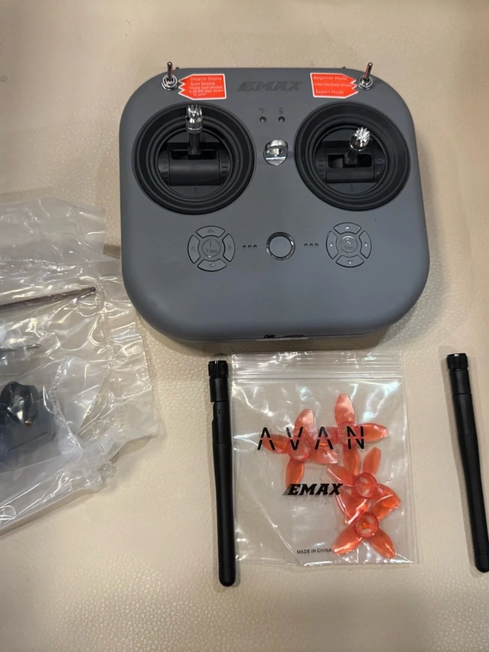 Micro drone EMAX Tinyhawk lll Plus analog RTF - Picture 8 of 9